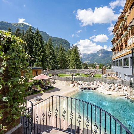 Croce Bianca Leisure & Spa Hotel Canazei Bagian luar foto