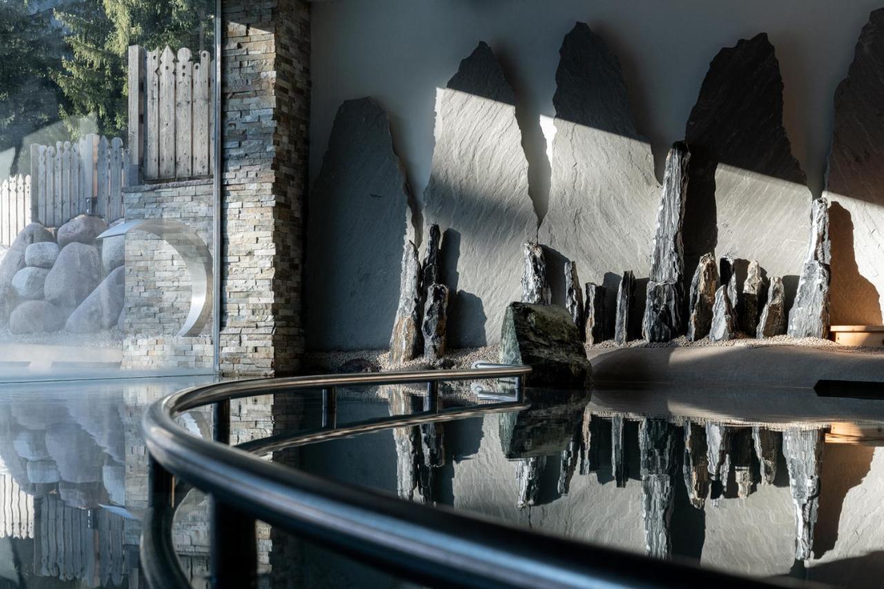 Croce Bianca Leisure & Spa Hotel Canazei Bagian luar foto