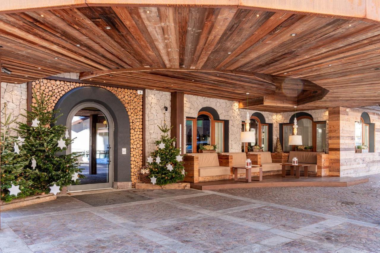 Croce Bianca Leisure & Spa Hotel Canazei Bagian luar foto