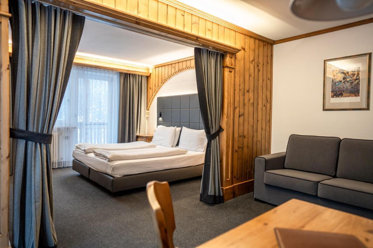 Croce Bianca Leisure & Spa Hotel Canazei Bagian luar foto