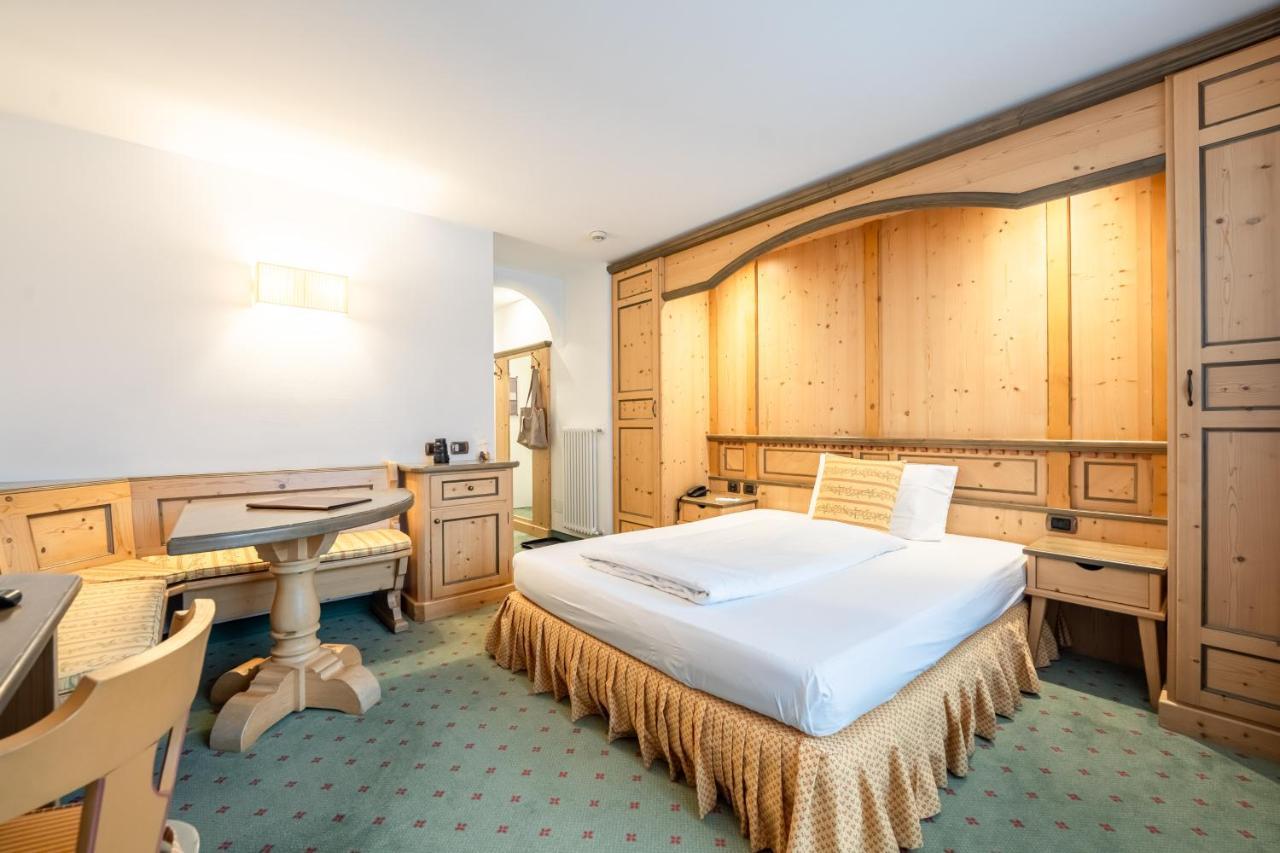 Croce Bianca Leisure & Spa Hotel Canazei Bagian luar foto