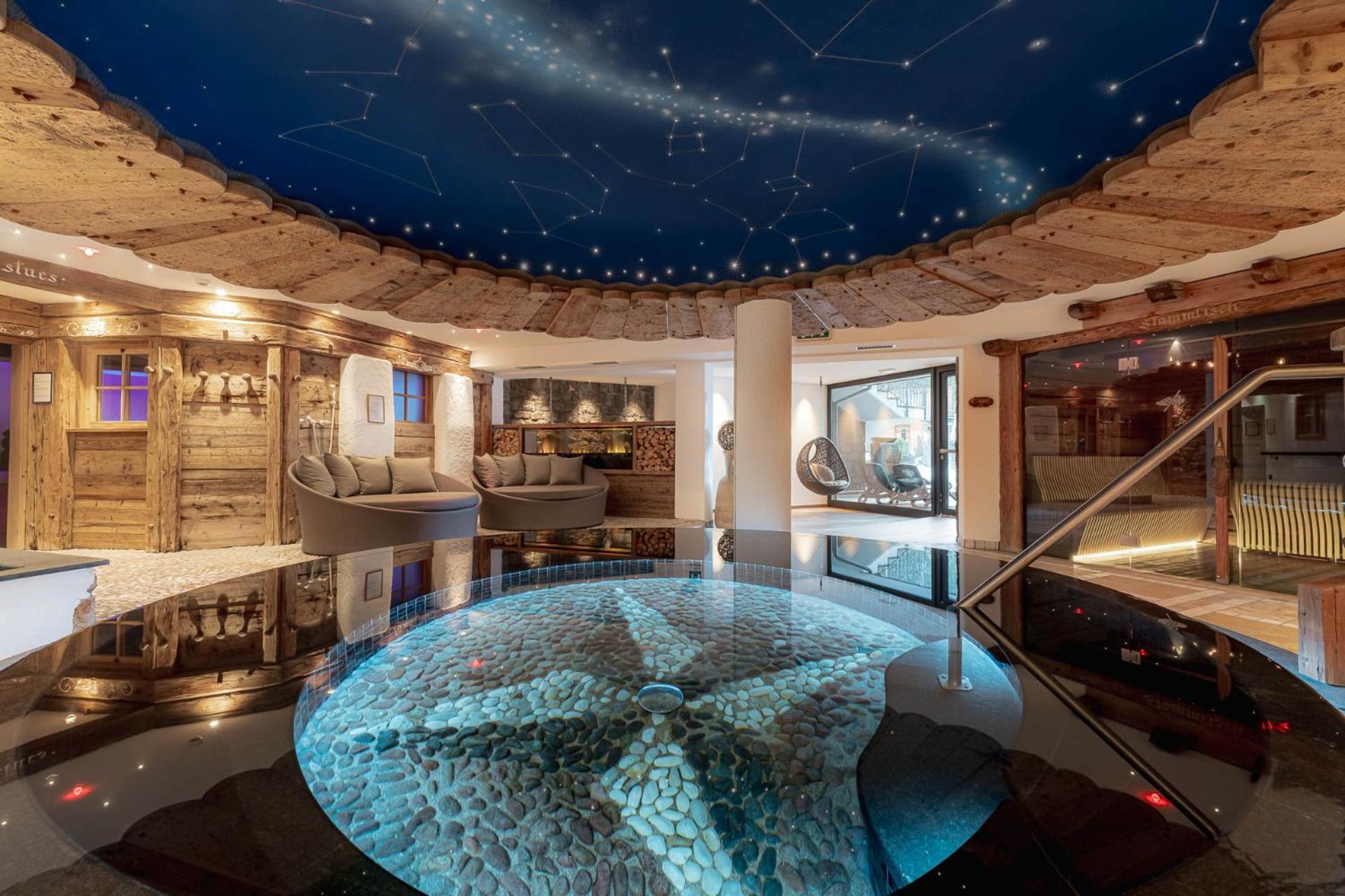 Croce Bianca Leisure & Spa Hotel Canazei Bagian luar foto