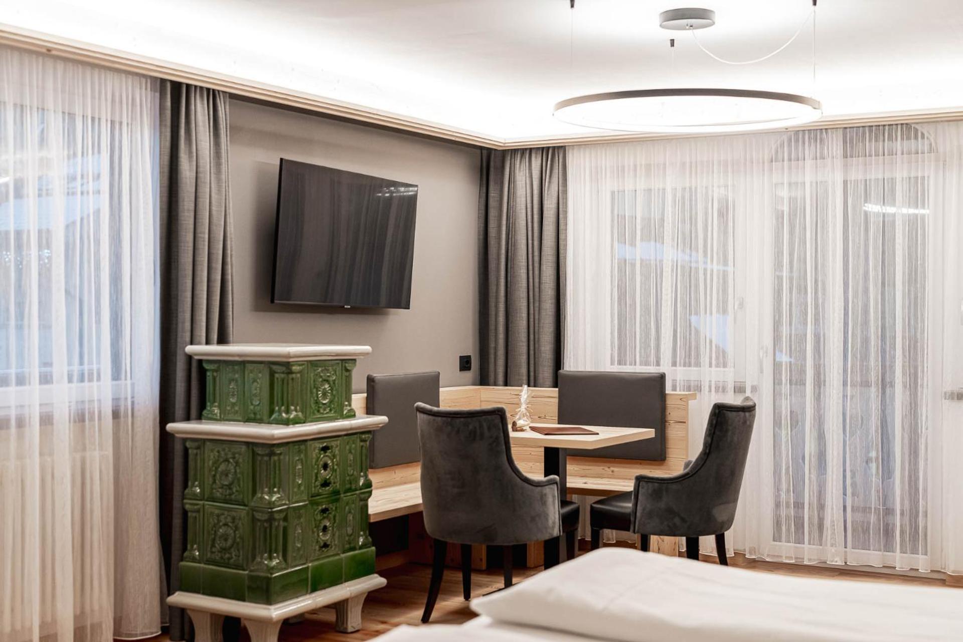 Croce Bianca Leisure & Spa Hotel Canazei Bagian luar foto