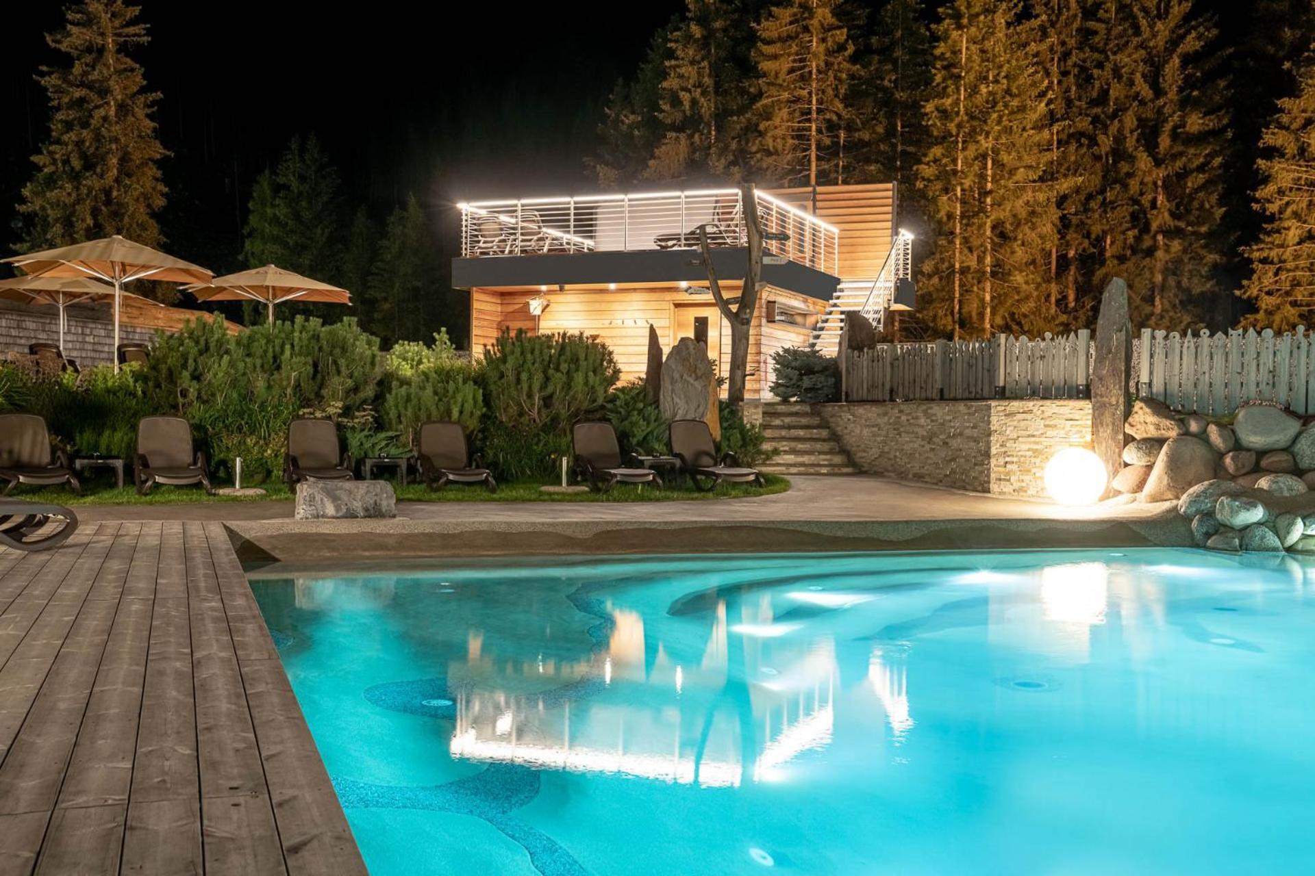 Croce Bianca Leisure & Spa Hotel Canazei Bagian luar foto