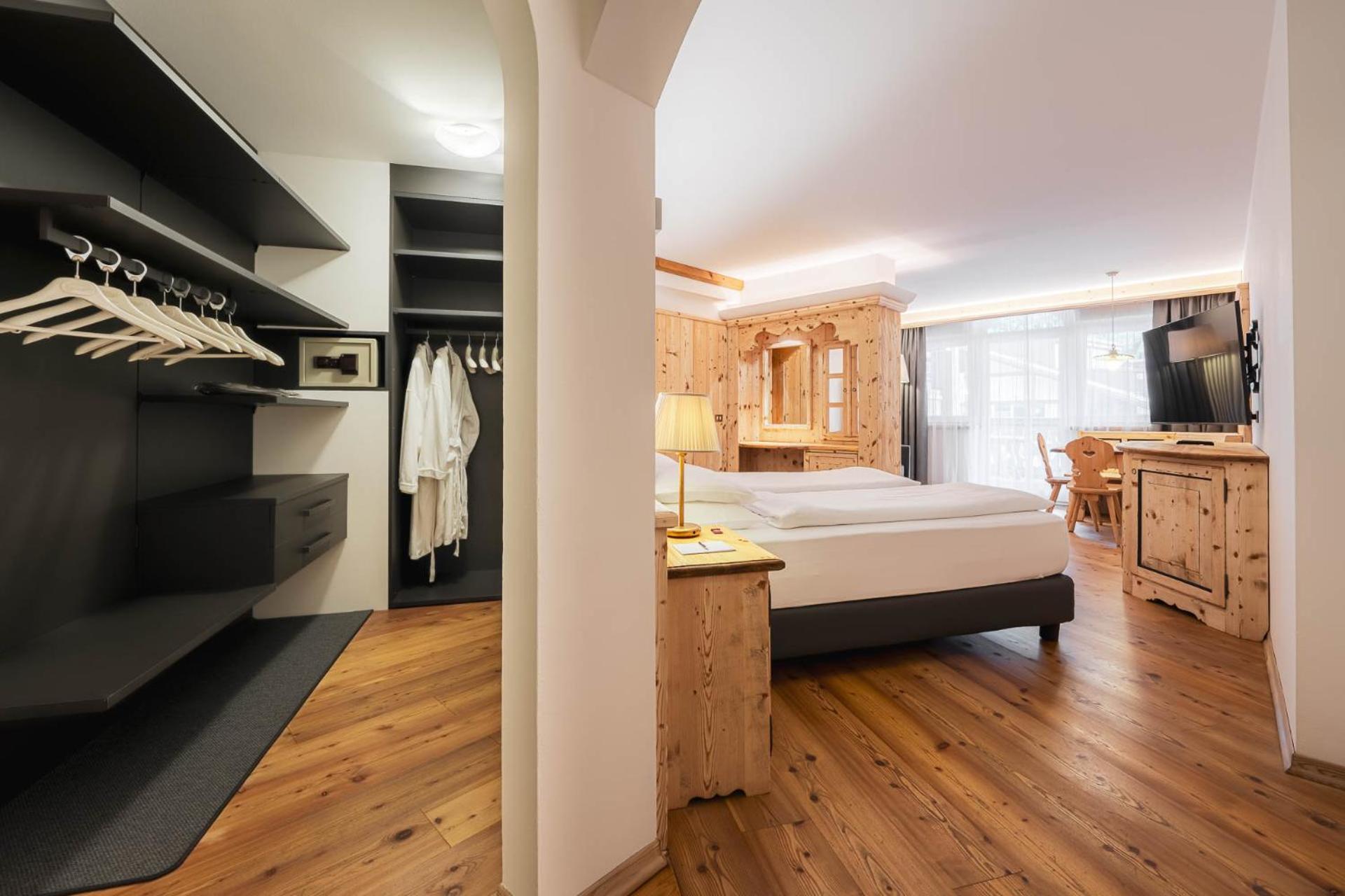 Croce Bianca Leisure & Spa Hotel Canazei Bagian luar foto