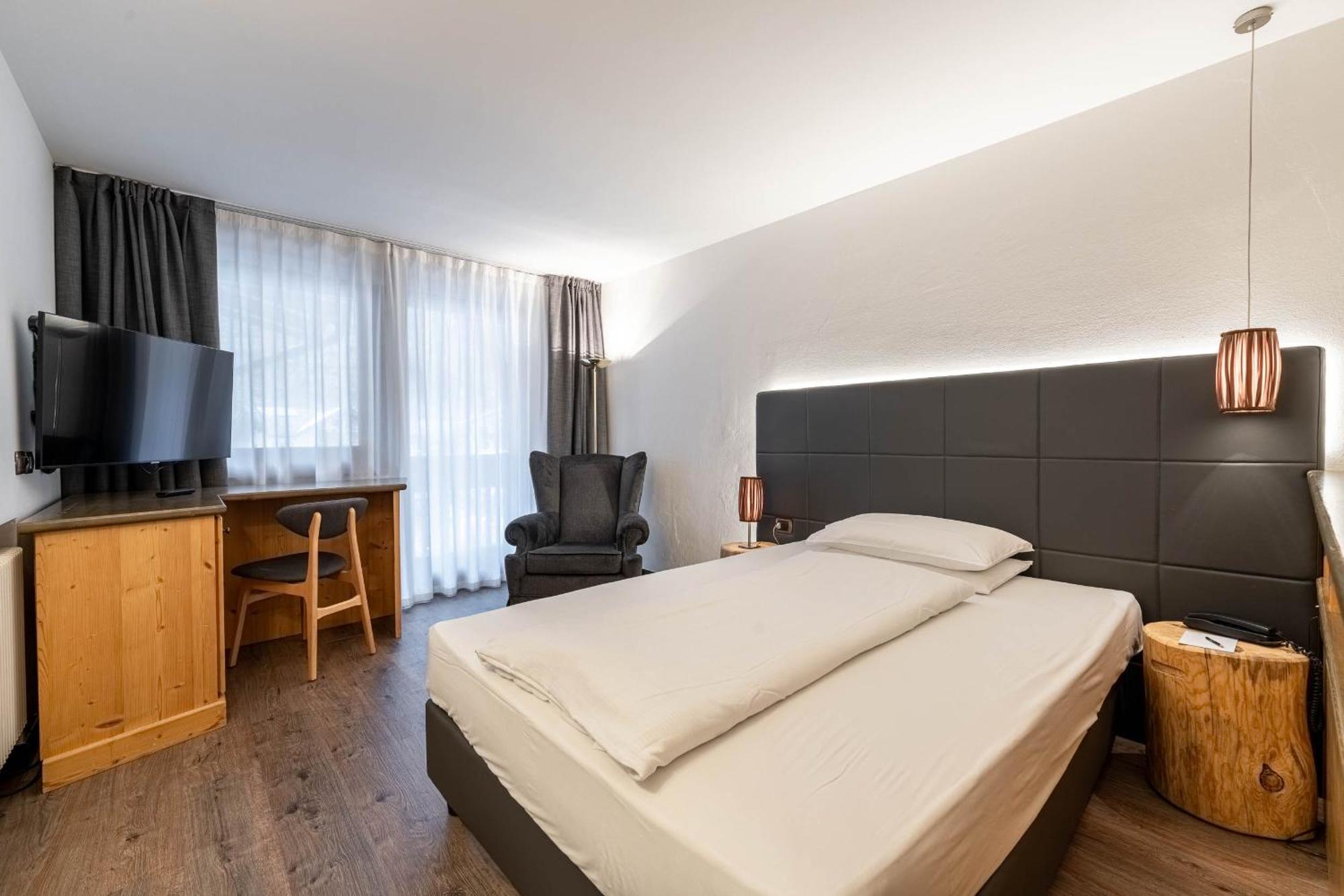 Croce Bianca Leisure & Spa Hotel Canazei Bagian luar foto