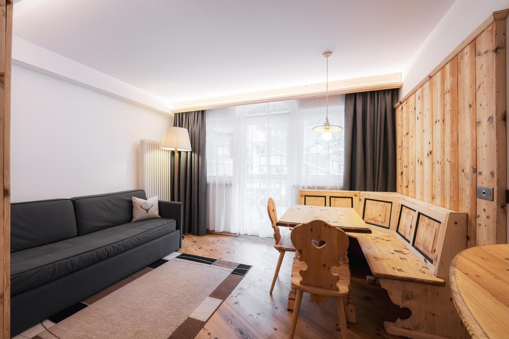 Croce Bianca Leisure & Spa Hotel Canazei Bagian luar foto